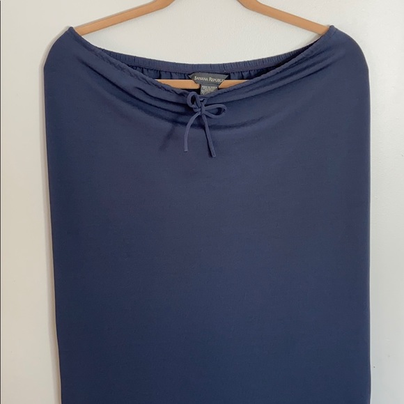 Banana Republic Charcoal Maxi Skirt - Picture 9 of 12